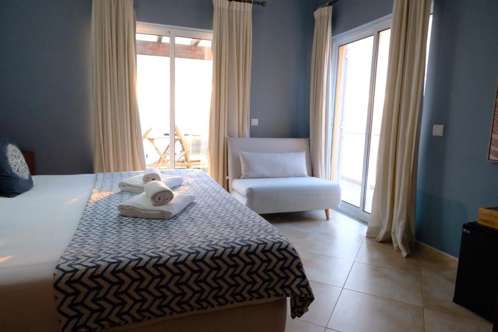 Arrifana Destination Suites Aljezur Ngoại thất bức ảnh
