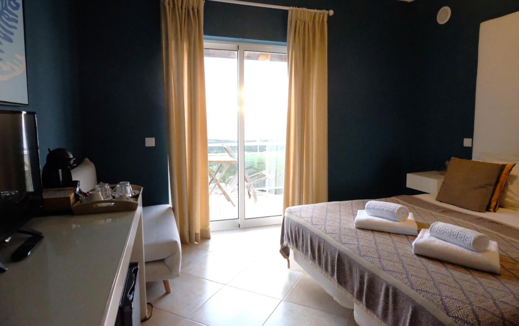 Arrifana Destination Suites Aljezur Ngoại thất bức ảnh